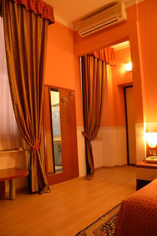Hotel Genova La Spezia Værelse billede